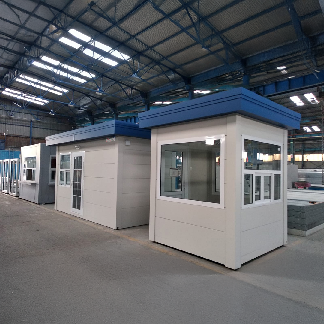 Module T DE | Pförtnercontainer GH-1500.1 – 4,7’ (143 × 143 cm)